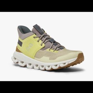 ON (LIMITED EDITION) running shoes-Cloud Hi Edge